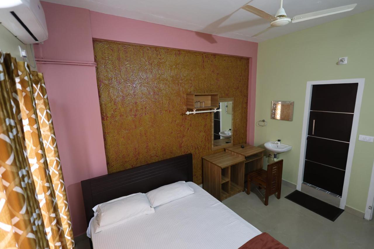 Wayanad Regal Residency Hotel Kalpatta Exterior foto