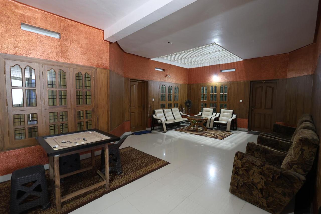 Wayanad Regal Residency Hotel Kalpatta Exterior foto